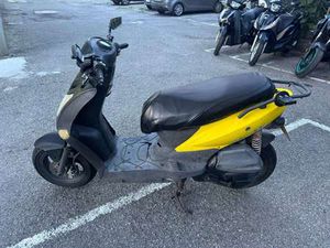 KYMCO AGILITY 125 GIALLO