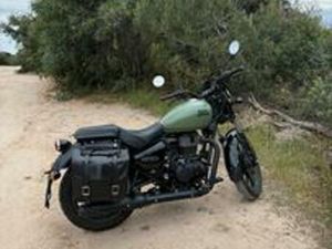 ROYAL ENFIELD 350 CUSTOM FUME CON BORSE