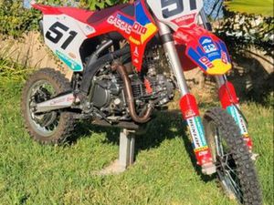 APOLLO RXF 150 CC PIT BIKE