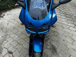 MOTO YAMAHA FAZER - 600CM3 (PAS DE FRAIS À PRÉVOIR)