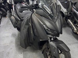 YAMAHA X MAX 125 CC