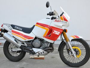 YAMAHA XTZ 750 SUPERTÉNERÉ