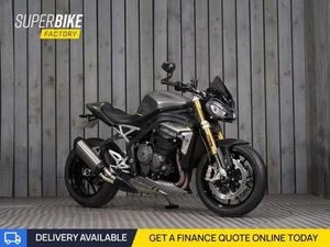 TRIUMPH SPEED TRIPLE 1200 RS