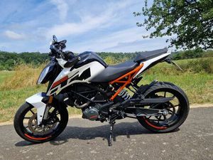 KTM DUKE 125