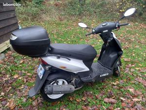 SCOOTER KYMCO 125