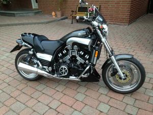 YAMAHA VMAX1200