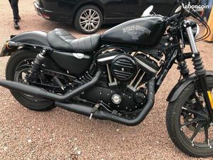 HARLEY DAVIDSON IRON 883