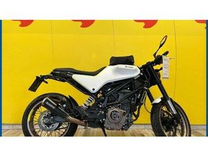 VENDO HUSQVARNA VITPILEN 401 (2018 - 19) USATA A NERVIANO (CODICE 9844299) - MOTO.IT