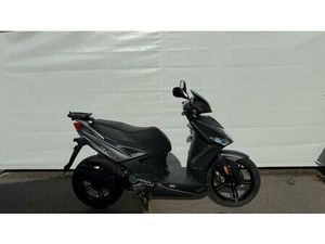 VENDO KYMCO AGILITY 50 R16 + (2021 - 25) USATA A CASORIA (CODICE 9844404) - MOTO.IT