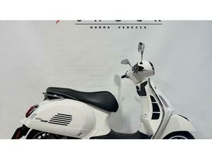 VENDO VESPA GTS 125 SUPER (2021 - 24) USATA A VENEZIA (CODICE 9843629) - MOTO.IT