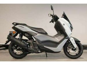 YAMAHA NMAX 125 TECH MAX ZWART