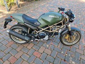 DUCATI UR MONSTER M 900