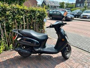 SYM FIDDLE II 2013 OPKNAPPER — SCOOTERS | SYM — MARKTPLAATS