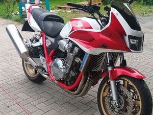 HONDA CB 1300
