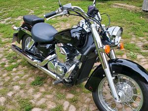 HONDA SHADOW VT 750