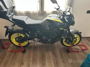 MT09 GRIGIO OPACO/FLUO