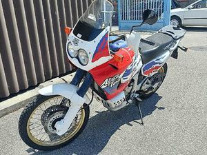 HONDA AFRICA TWIN XRV 750 CANTON TESSIN -