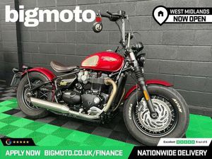 TRIUMPH BONNEVILLE BOBBER BLACK