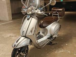 VESPA PRIMAVERA 70TH ANNIVERSARY EDITION - ZILVER, BEGRENSD — SCOOTERS | VESPA — MARKTPLAATS