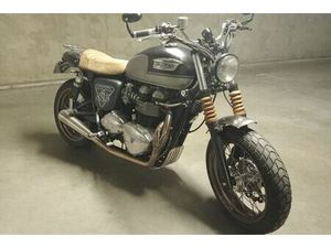 TRIUMPH THRUXTON 865 2011