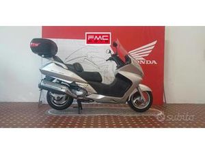HONDA SILVER WING 600