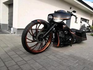 HARLEY DAVIDSON STREET GLIDE SPECIAL CUSTOMBIKE 30ZOLL BAGGER
