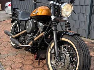 HARLEY DAVIDSON MIT KLAPPENAUSPUFF WINTERPREIS