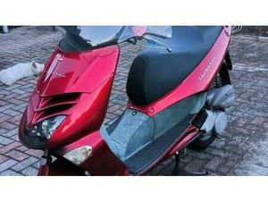 VENDO APRILIA LEONARDO 150 (2001- 06) ST USATA A CASTELLETTO SOPRA TICINO (CODICE 9845744) - MOTO.IT