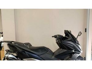VENDO KYMCO AK 550 (2017 - 19) USATA A IMPERIA (CODICE 9845174) - MOTO.IT