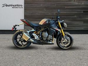 TRIUMPH SPEED TRIPLE 1200 RS PREMIUM COLOUR 1160 CC