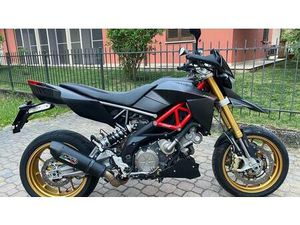 VENDO APRILIA DORSODURO 750 FACTORY ABS (2010 - 13) USATA A RAPALLO (CODICE 9845090) - MOTO.IT