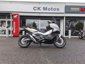 HONDA FORZA 750 MY 2025 COLORIS BEIGE