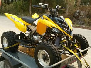 VENDO IMPECÁVEL YAMAHA RAPTOR YFM 700 AMORA