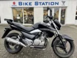 SUZUKI GW 250 INAZUMA