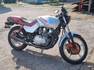 SUZUKI GS 650 KATANA