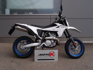 DR-Z 400