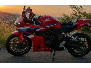 HONDA CBR650R SPORT WENIG KM