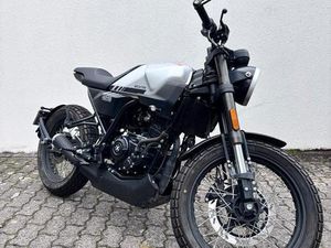 BRIXTON CROSSFIRE 125 LC - WIE NEU