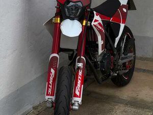 FANTIC XMF 125 A1 SUPERMOTO SUMO