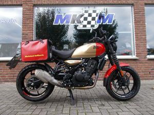 ROYAL ENFIELD GUERILLA 450