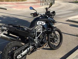 BMW - GS F 800 TRIPLE BLACK
