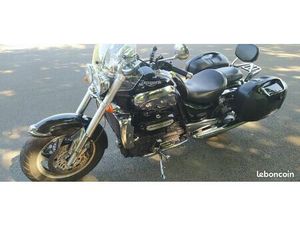 MOTO TRIUMPH ROCKETIII