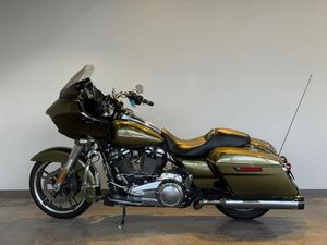2017 HARLEY-DAVIDSON® FLTRXS - ROAD GLIDE® SPECIAL