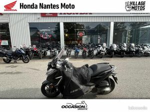 HONDA FORZA 300