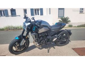 CLX 700 SPORT – 480 KM– COMME NEUVE