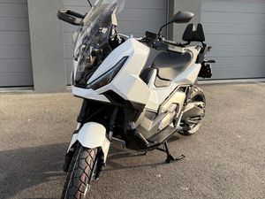 X-ADV 750 VERSION 2026