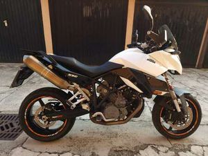 KTM 990 SUPERMOTO T BIANCO