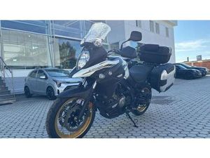VENDO SUZUKI V-STROM 650XT (2021 - 25) USATA A OLGIATE OLONA (CODICE 9847217) - MOTO.IT