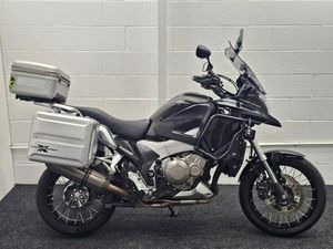HONDA VFR1200X CROSSTOURER ** AKRAPOVIC - FULL LUGGAGE - AUG 26 MOT **