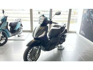 VENDO PIAGGIO BEVERLY 300 I.E. ABS-ASR (2016 - 20) USATA A ALBA (CODICE 9846373) - MOTO.IT